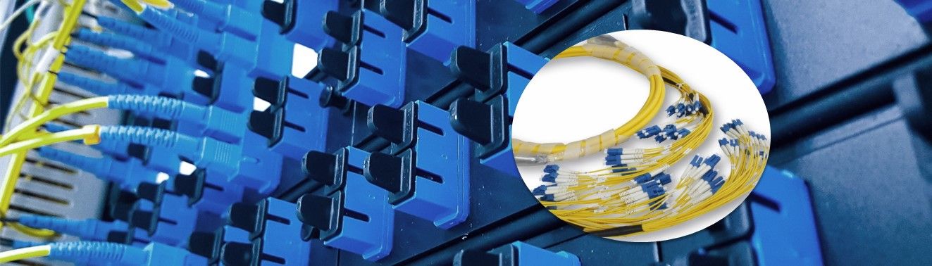 Voorgemonteerde optische breakoutkabel voor eenvoudige installatie